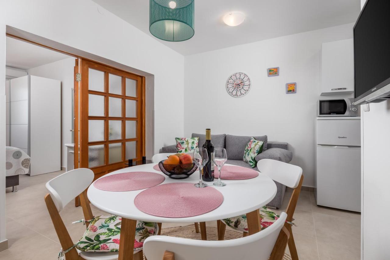 Apartments Vilma Opatija Exterior photo
